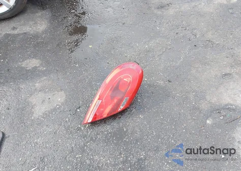 2012 Volkswagen Beetle 2.5L z USA, uszkodzony, nr VIN 3VWJP7ATXCM653841